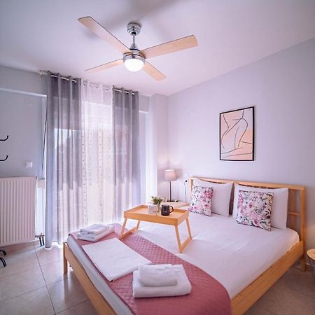 Urban Flat - Central Spot Apartments Volos Bagian luar foto