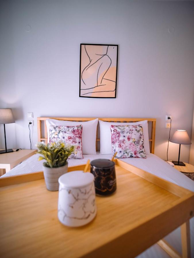 Urban Flat - Central Spot Apartments Volos Bagian luar foto