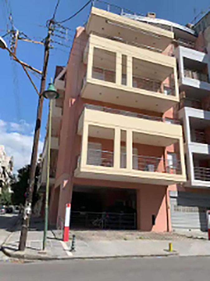 Urban Flat - Central Spot Apartments Volos Bagian luar foto